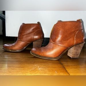 Lucky Brand leather ankle booties, size 8.5.
